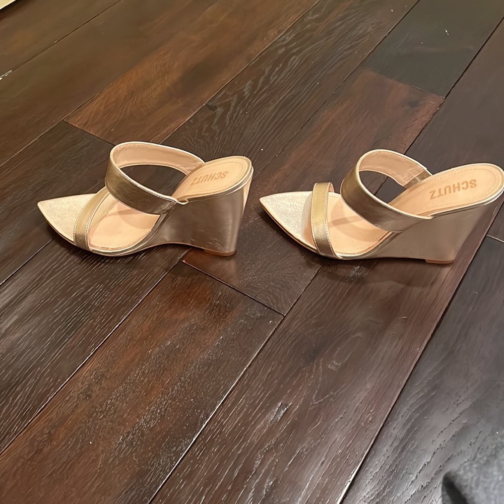 NWT Schutz Soraya Metallic Wedge - Picture 2 of 5